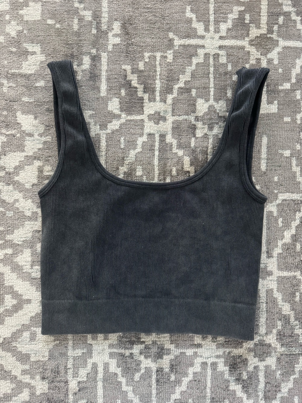 Ribbed Scoop Crop Tank Top - Black